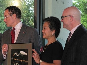 Hotel Monaco's team accepts 2012 Mayor's Sustainability Award